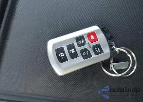 2016 Toyota Sienna Xle 7 Passenger z USA, uszkodzony, nr VIN 5TDDK3DC1GS137831